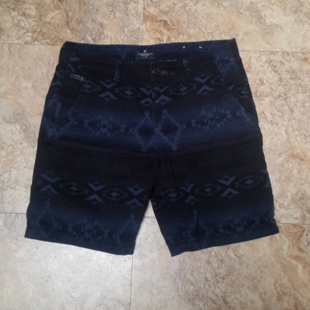 America eagle classic size 34 shorts
